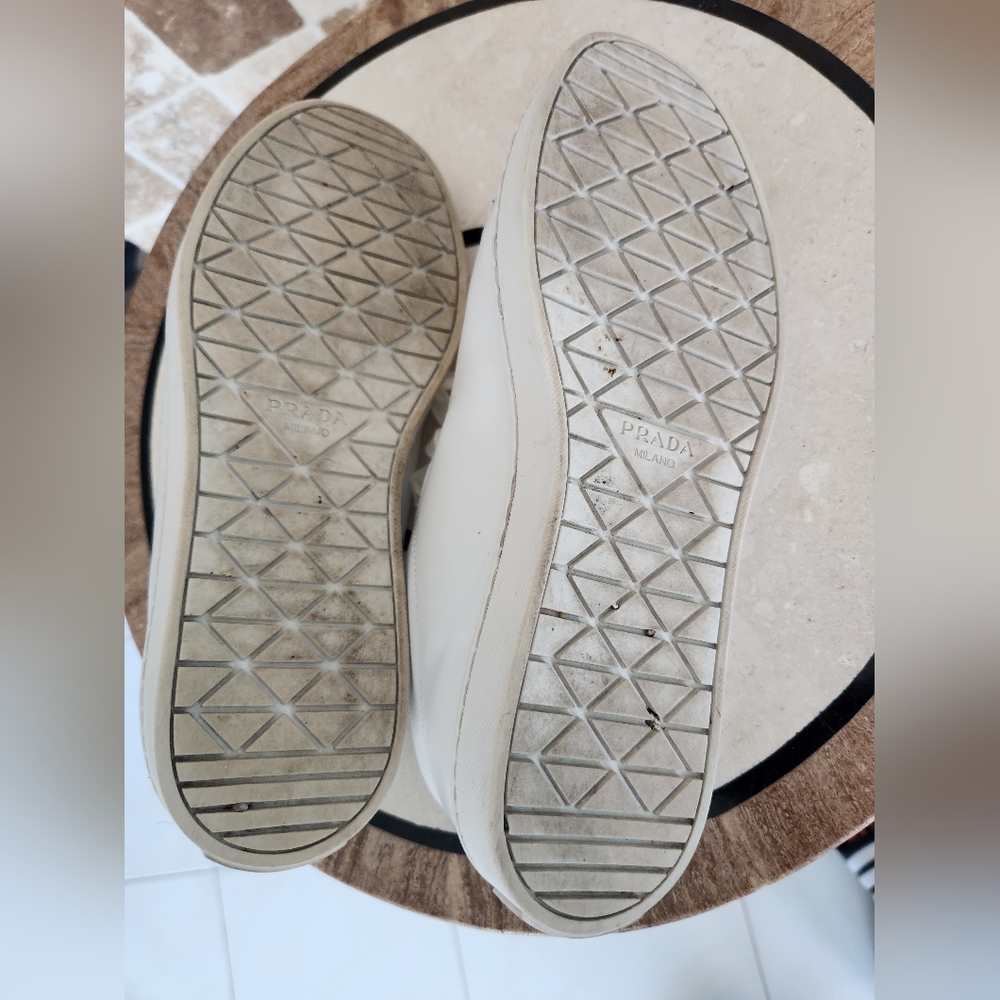Prada classic Men's or women's sneakers - Picture 6 of 7